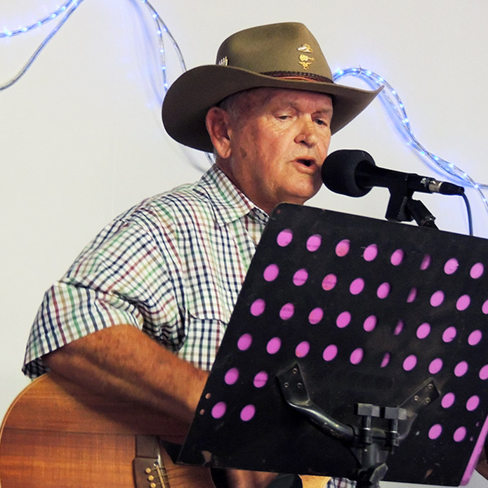 Munna Creek Country Music Walk Up - Walk Up artist performing